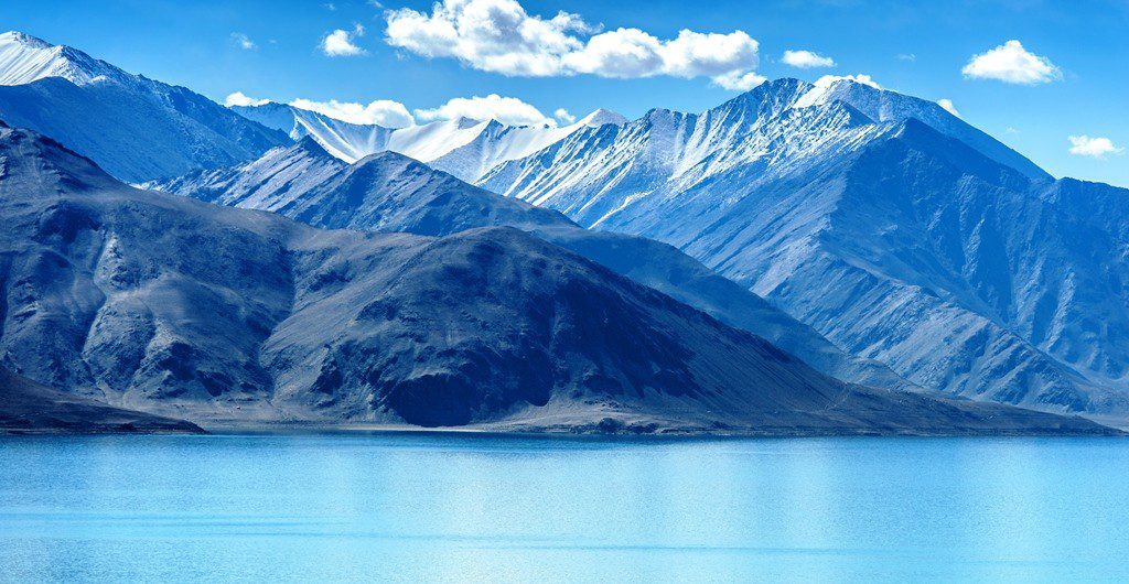 Trekking To Pangong Lake: Iconic Blue Waters Of Ladakh – Complete ...