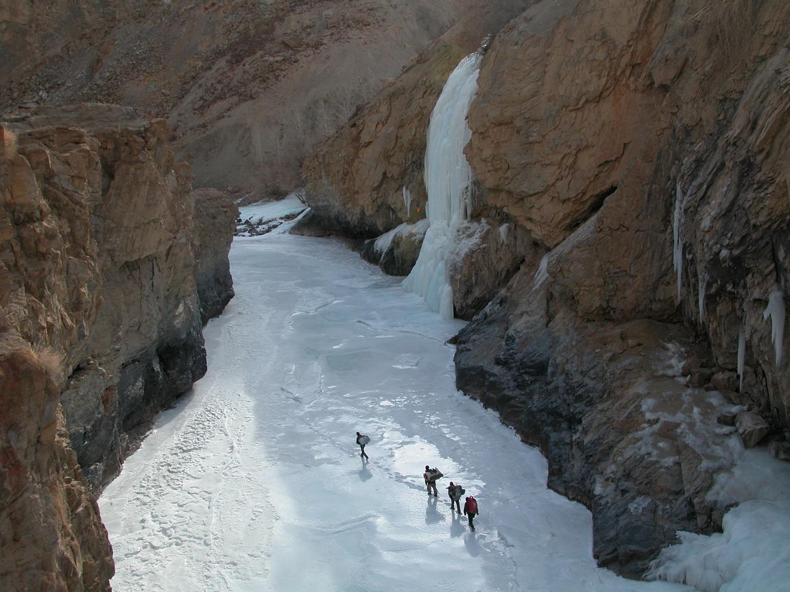 Chadar Trek In Ladakh: A Complete Guide To The Iconic Frozen River Trek ...