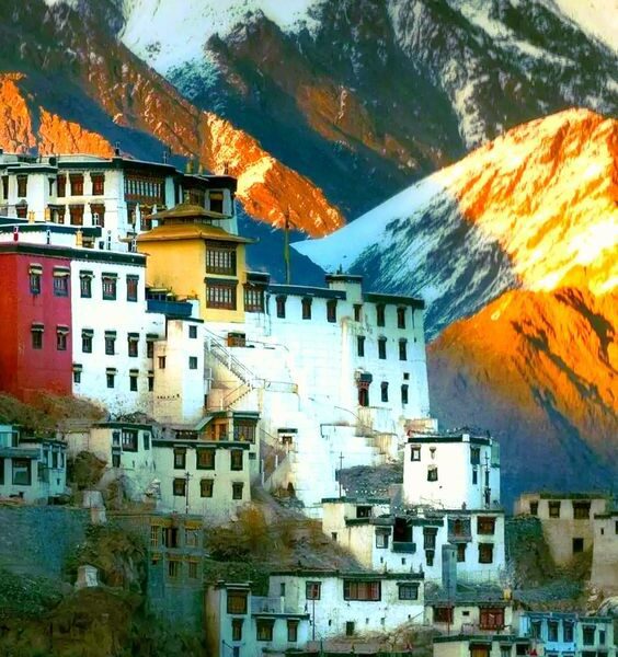 Leh,Himalayas,Ladakh,Tibetan Buddhism,Monasteries