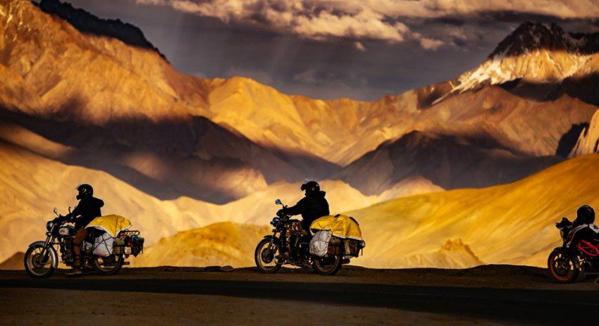 Motorbike journey through the Himalayas