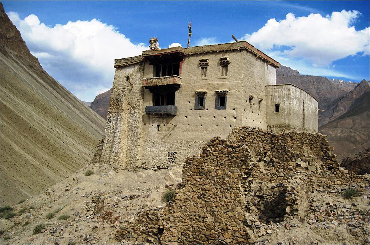 Castles vs Forts Ladakh: A Journey Through Architecture, History, and Culture 6 IMG 8825